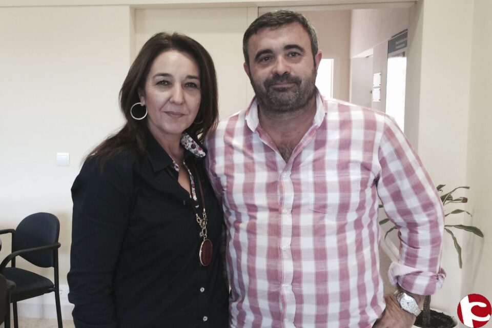 Fotonoticia Agencia Comarcal Villena- Visita Diputado Compromis