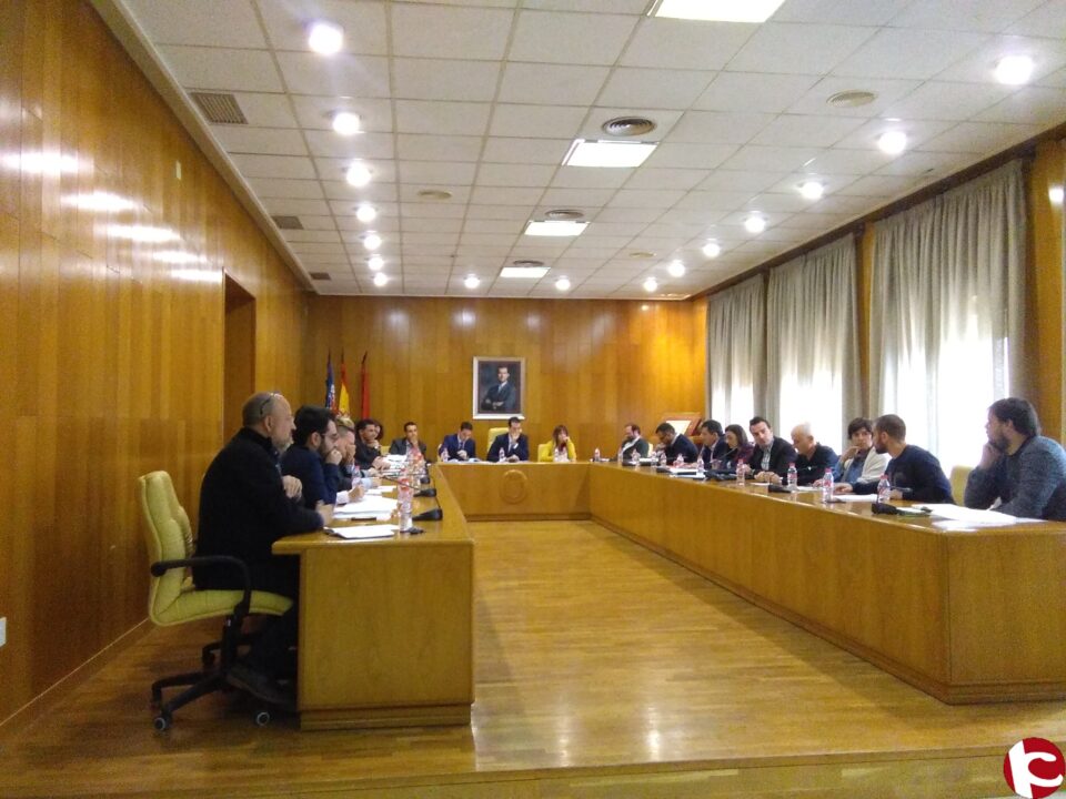 El Ayuntamiento de Elda se adhiere al Programa de gratuidad de libros de texto