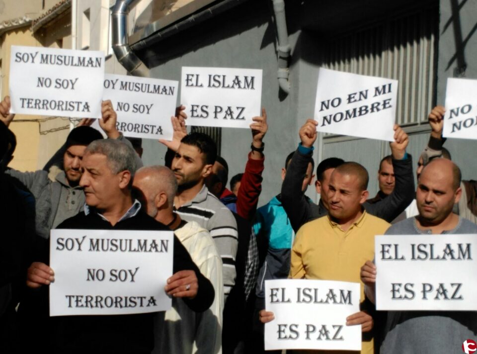 La Comunidad Islámica de Villena y Comarca se manifiesta en contra del terrorismo