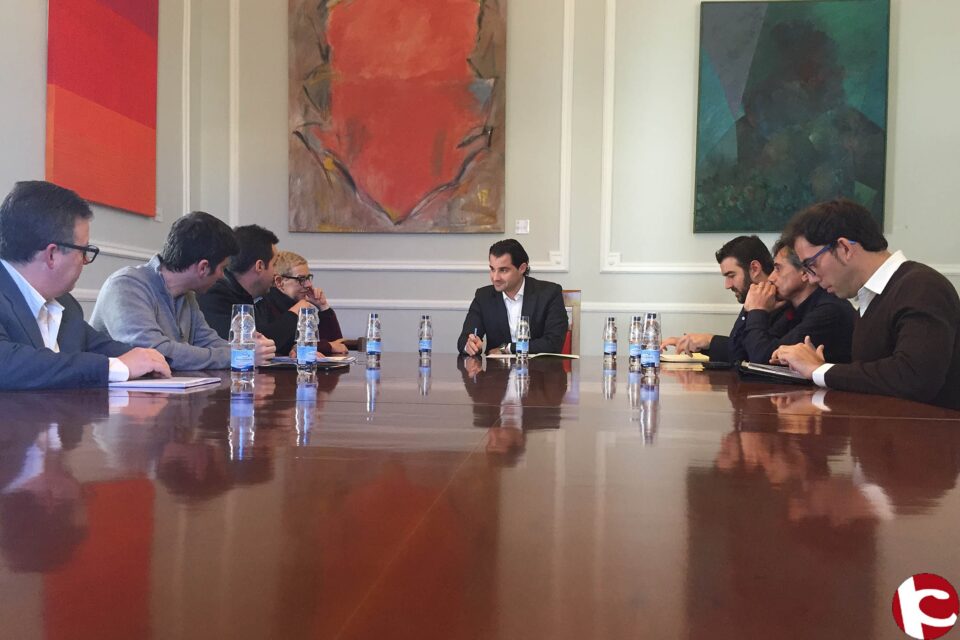 Costa Blanca intensifica su colaboración con la Asociación Serra Mariola para impulsar el turismo activo y de interior