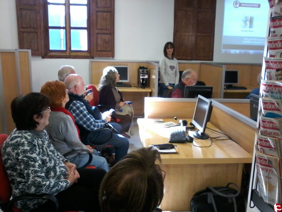 Gran aceptación del programa Mayores Apptivados