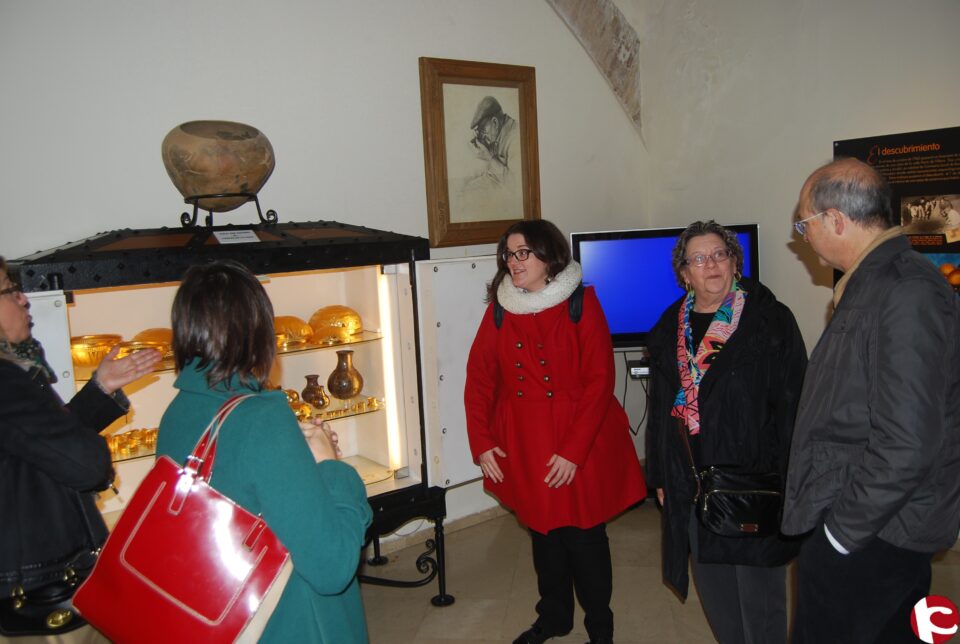 Conservadoras del Museo del Prado visitan Villena