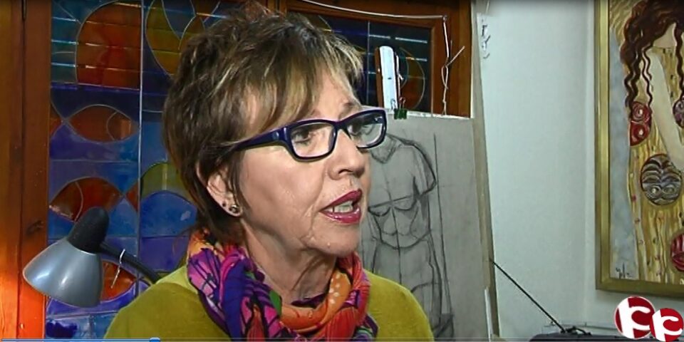 Visitamos el estudio de la pintora Yolanda Pérez en "La Escalera"