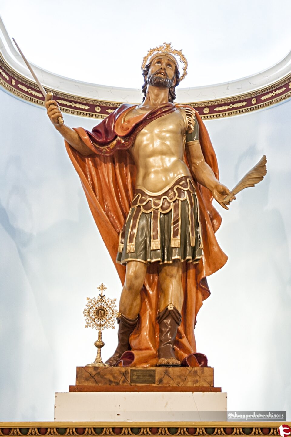 La imagen de San Bonifacio se muestra con la palma original con motivo del 75 aniversario de su llegada