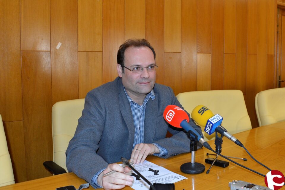 El nivel de alerta 2 por riesgo de incendios impide que bajen las antorchas que se sustituirán por leds