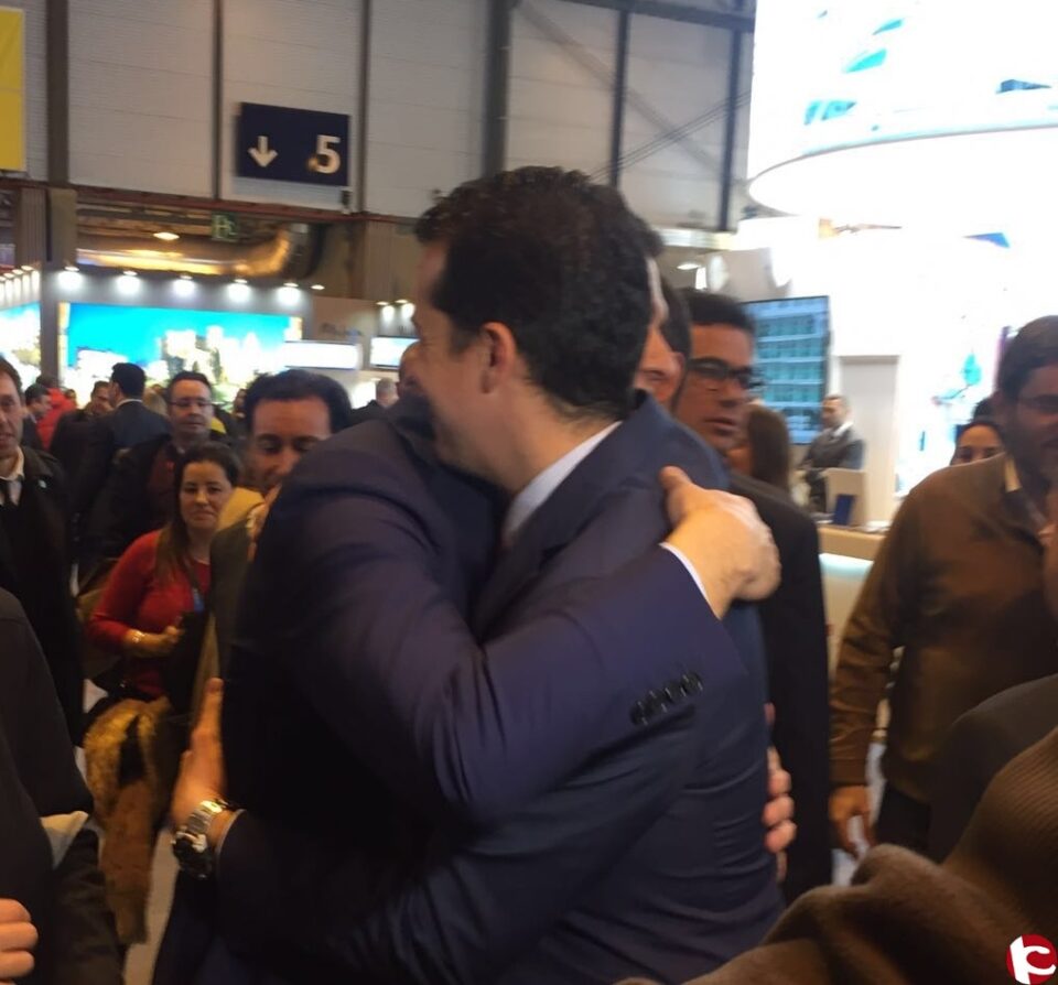 PSOE ELDA: "Pedro Sánchez ha visitado el stand de Elda y ha conocido las rutas outlet de calzado y las fiestas"