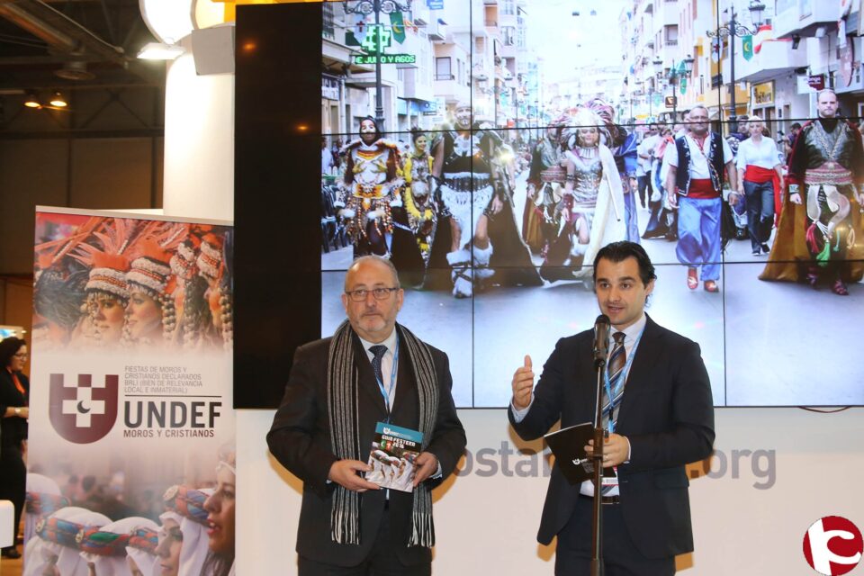 La UNDEF presenta en Fitur la guía festera de 2016 y el Congreso Internacional sobres fiestas de Moros y Cristianos