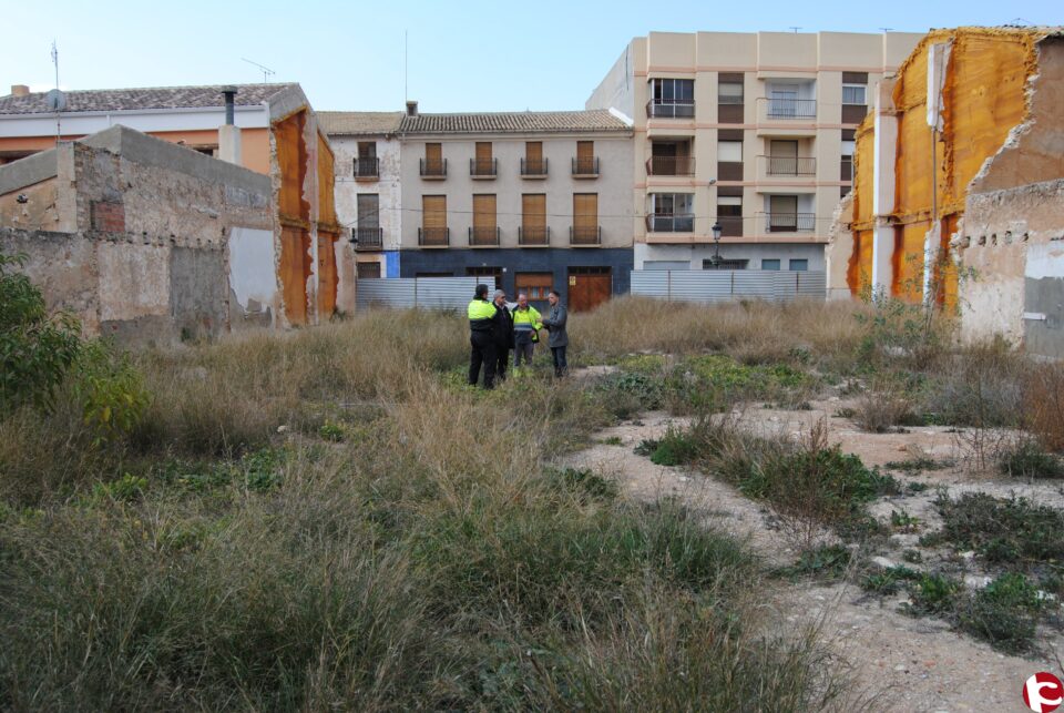 El consistorio habilita una nueva zona de aparcamiento en pleno centro - NOTA DE PRENSA