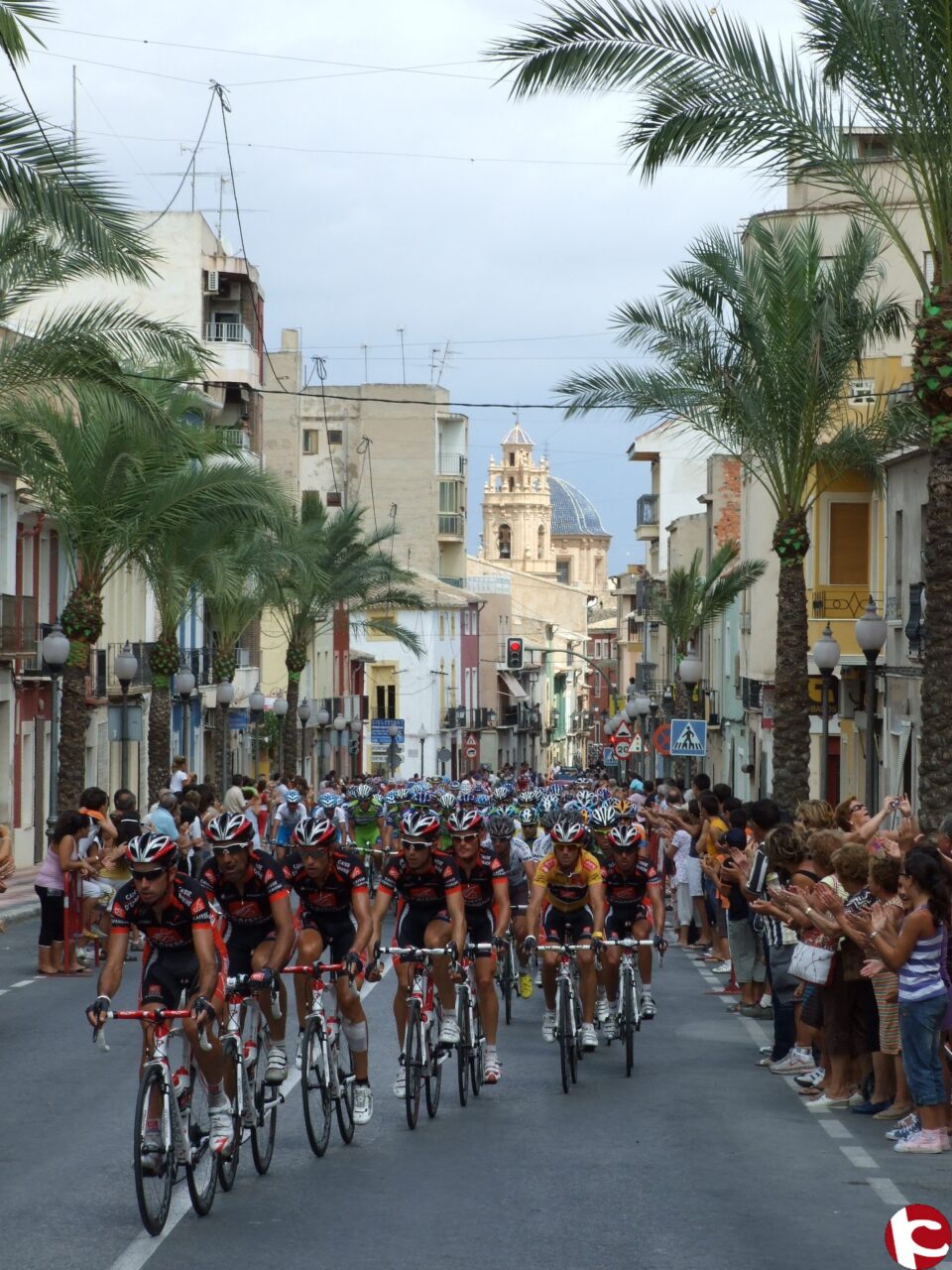 LA ETAPA REINA DE LA VUELTA CICLISTA A LA COMUNIDAD VALENCIANA PASA EL SÁBADO POR ASPE