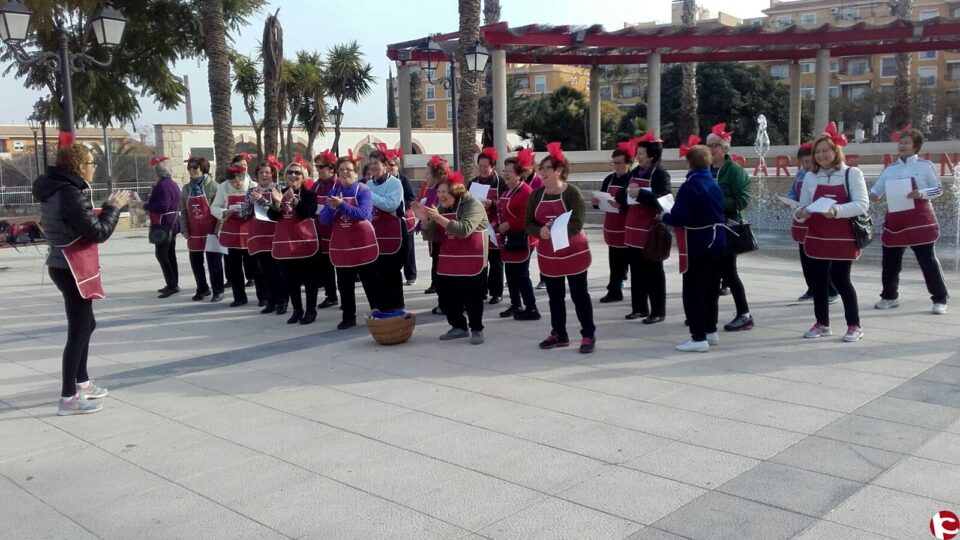 LA CONCEJALÍA DE DEPORTES CELEBRA LA JIRA Y EL CARNAVAL CON SUS MAYORES