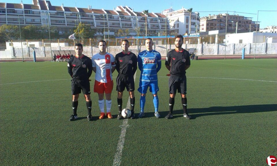 EL VILLENA CAE POR LA MINIMA ANTE EL UNIVERSIDAD. 2-1