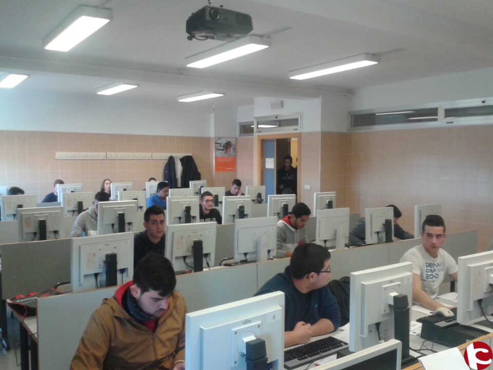 EL IES NAVARRO SANTAFÉ EN EL CAMPEONATO AUTONÓMICO DE CNC