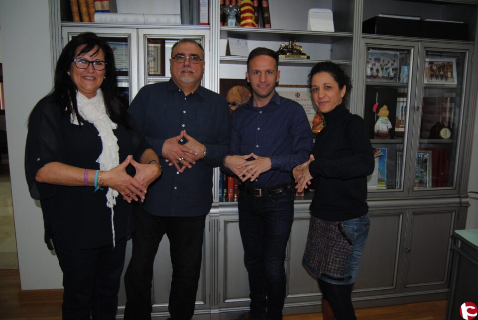 Suscrito un convenio para el reciclaje de tapones que se destinarán a asociaciones de discapacitados y enfermedades raras