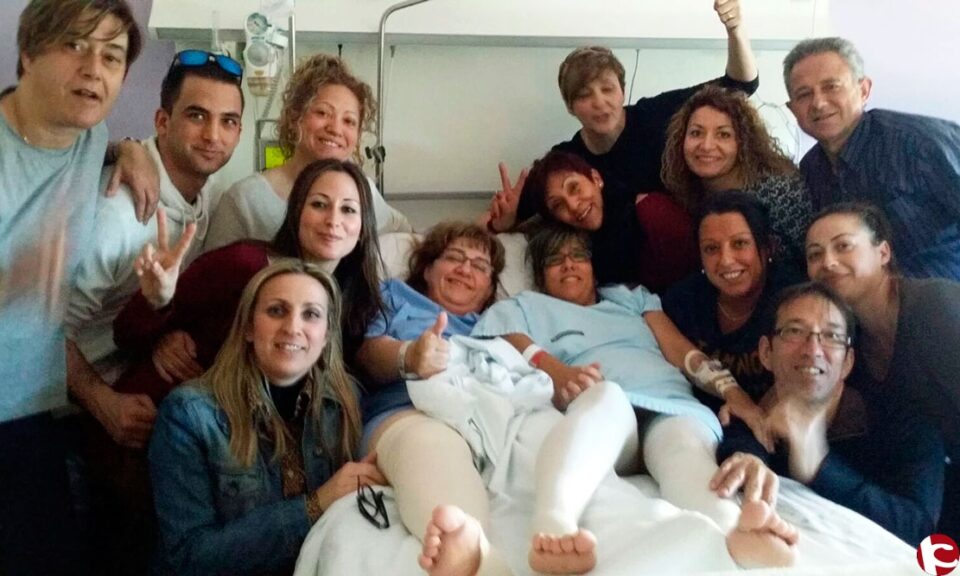 Una eldense dona un riñón a su amiga en un caso inédito de trasplante de una persona viva que no es familiar