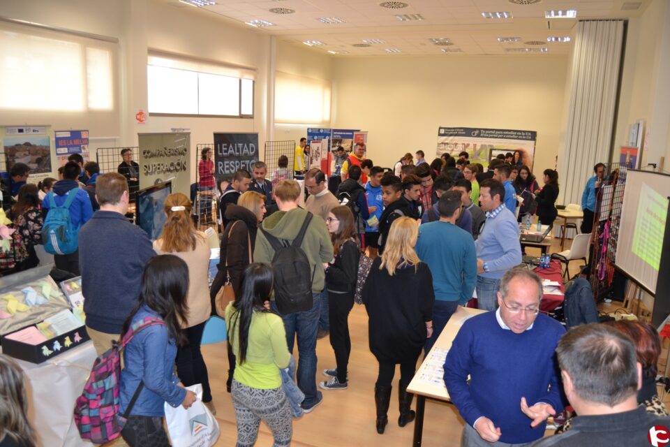 Jornada sobre formación y mercado laboral en Monforte del Cid