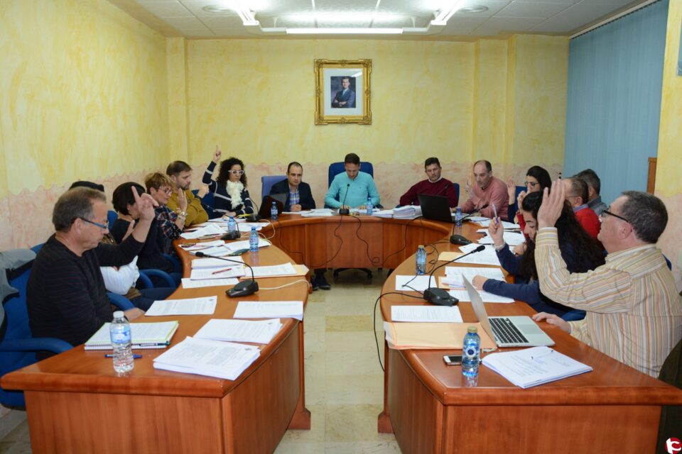 El Ayuntamiento de Pinoso aprueba una moción rechazando el acuerdo de la UE con Turquía sobre los migrantes