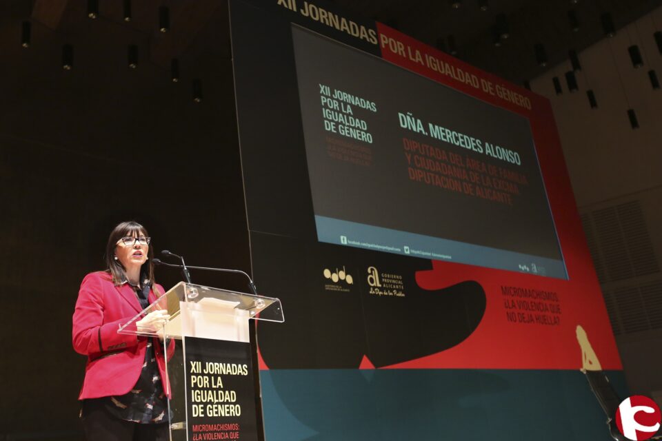 Las XII Jornadas por la Igualdad de Género reúnen a 500 personas en el ADDA para abordar el papel de los micromachismos