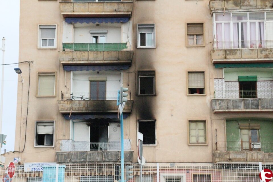 Muere una mujer en el incendio de su vivienda