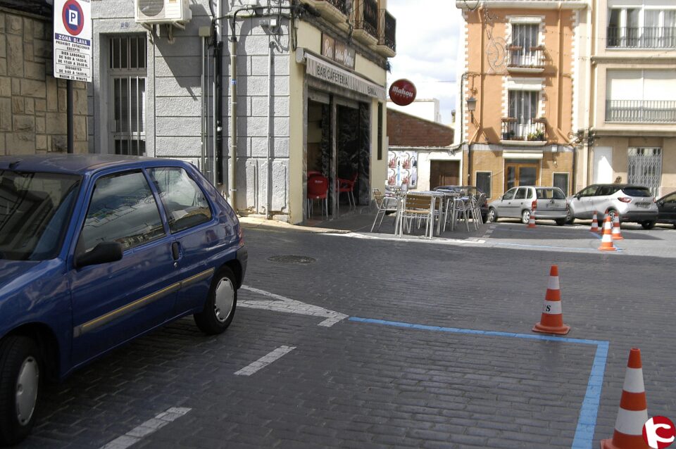 NOVA ZONA BLAVA A LA PLAÇA MAJOR DE BANYERES
