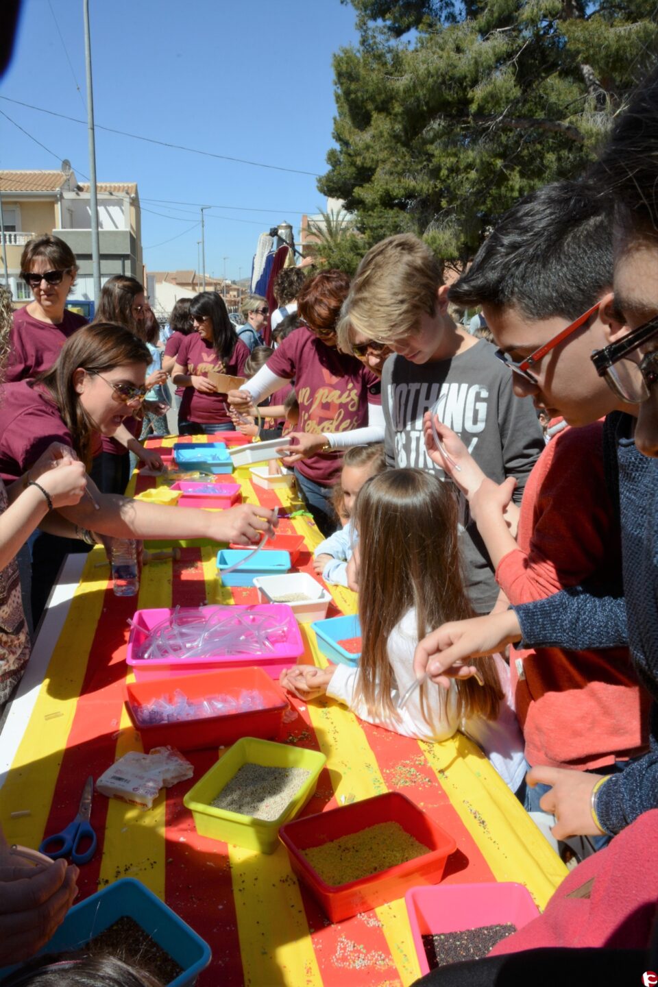 Cerca de 4.000 personas participan en la XIX Trobada d´Escoles en Valencià en Pinoso