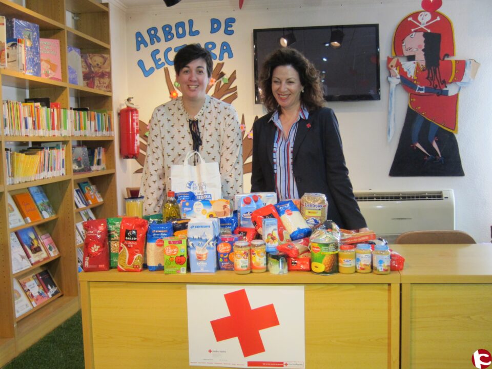 La Biblioteca municipal convierte la penalización en solidaridad