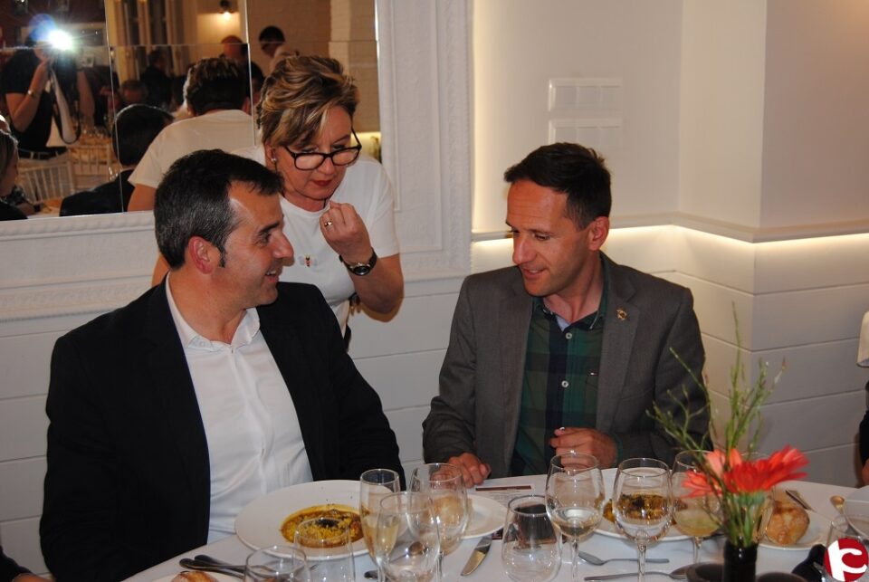 Gastronomía y presencia pinosera en la apertura de la Semana Gastronómica del Restaurante Ya de Aspe