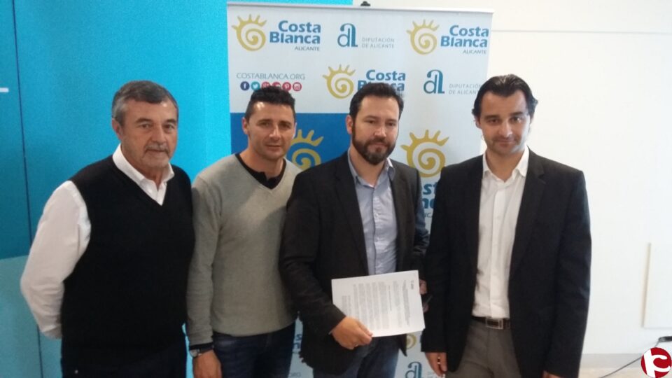 El PP se interesa por las nuevas ayudas que Diputación ofrecerá a los colectivos festeros