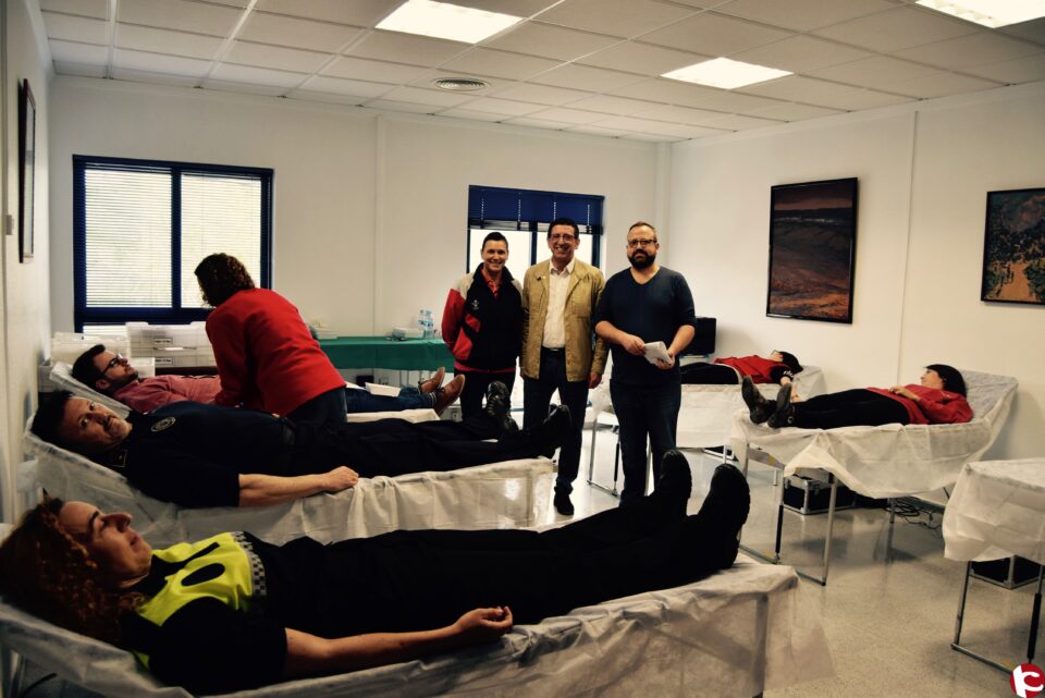 La I Maratón de Donación de Sangre de Policia y Cuerpos de Emergencia de Petrer