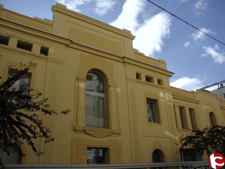 La dirección y AMPA del centro educativo Padre Manjón se oponen a que las líneas educativas se separen durante el paso al instituto