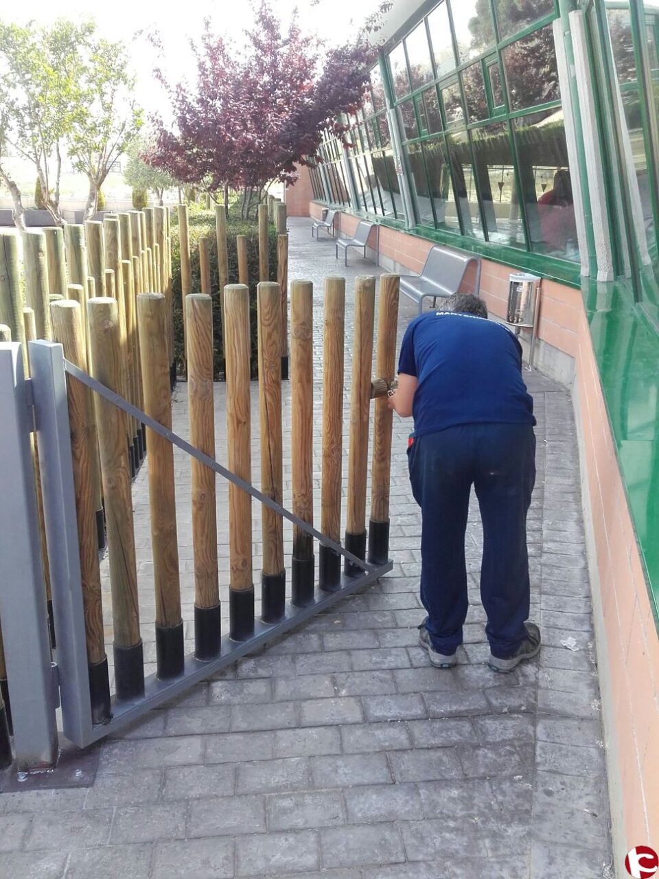 LA CONCEJALÍA DE DEPORTES DE ASPE MEJORA EL EQUIPAMIENTO DE LAS INSTALACIONES DEPORTIVAS MUNICIPALES