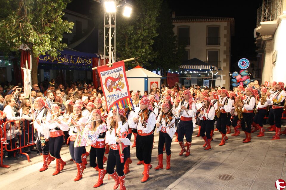 LA FANFARRIA VIVE UN INTENSO FIN DE SEMANA CON SU VIAJE A CÚLLAR Y GRANADA