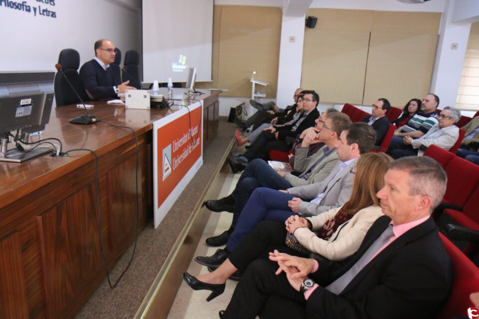 Manuel Palomar cierra la campaña tras recorrer todos los centros y servicios de la Universidad de Alicante