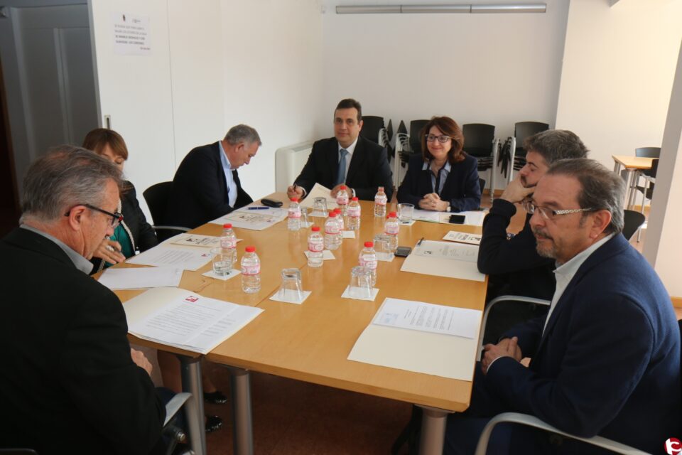 Amparo Navarro preside la Junta Rectora de los Premios Alberto Sols en Sax