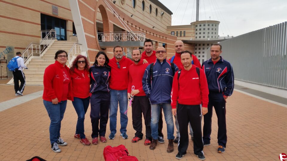 LOS NADADORES MASTER DEL C.E.E ELDENSE PASAN EL TEST PREVIO A LOS EUROPEOS DE LONDRES CON BUENA NOTA