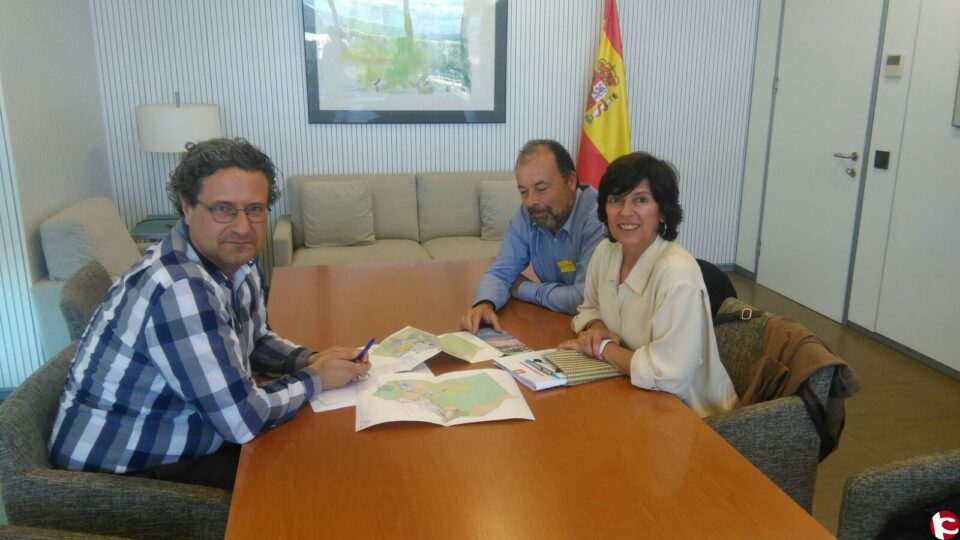 La concejala de Urbanismo avanza con la Conselleria aspectos relacionados con el PGOU