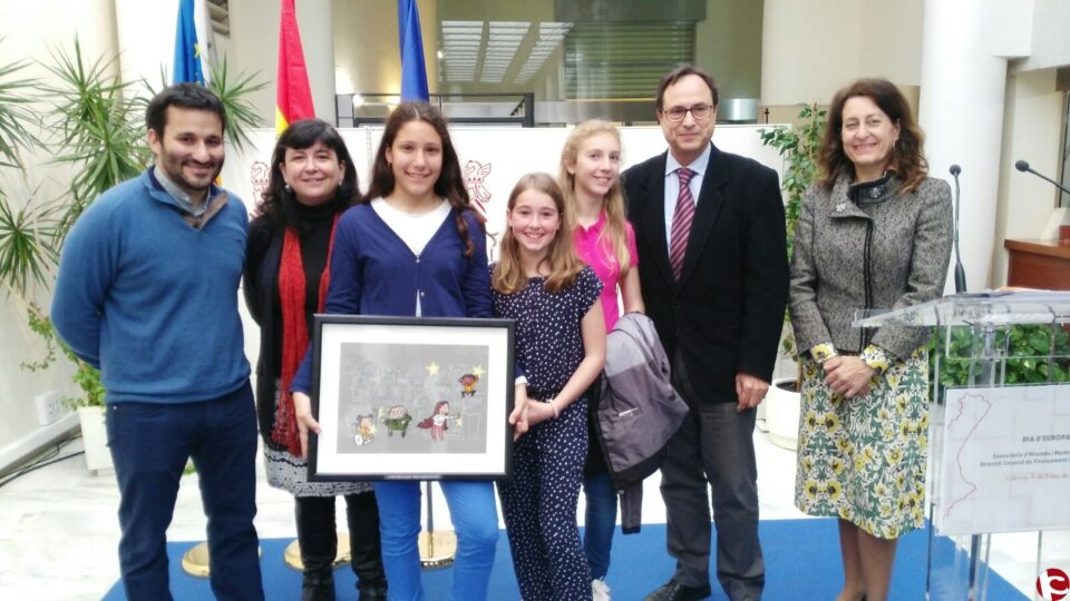 Nerea González ganadora del concurso autonómico de dibujo por el Día de Europa