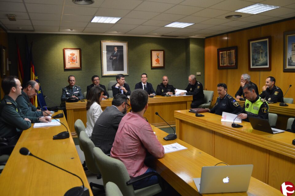 Cerca de 150 agentes policiales velarán por la seguridad en los Moros y Cristianos de Elda