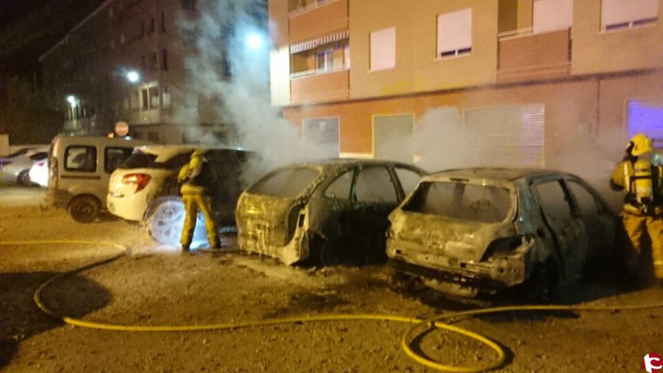 Bomberos Villena: Mal acabaron anoche las fiestas de Biar.