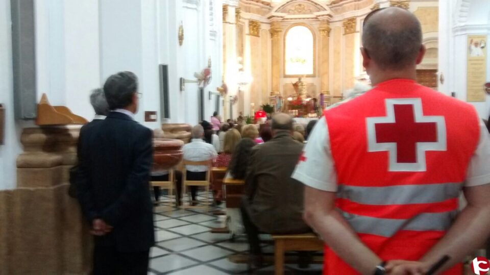 Cruz Roja en Petrer realiza un fastantico operativo en el servicio preventivo de las fiestas de moros y cristianos.