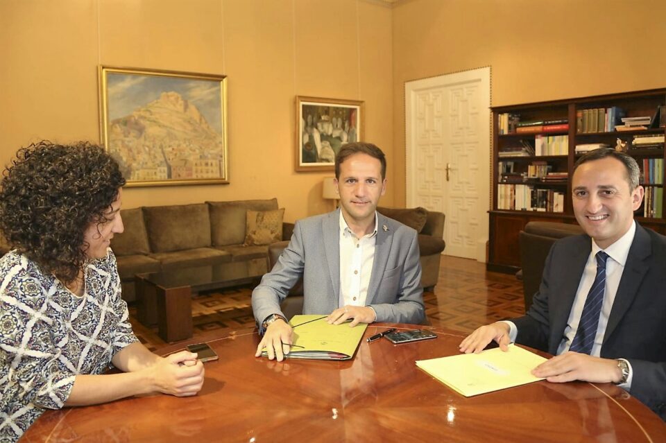 El Ayuntamiento solicita apoyo técnico y económico a Diputación para solucionar los problemas de vertidos en el Rodriguillo