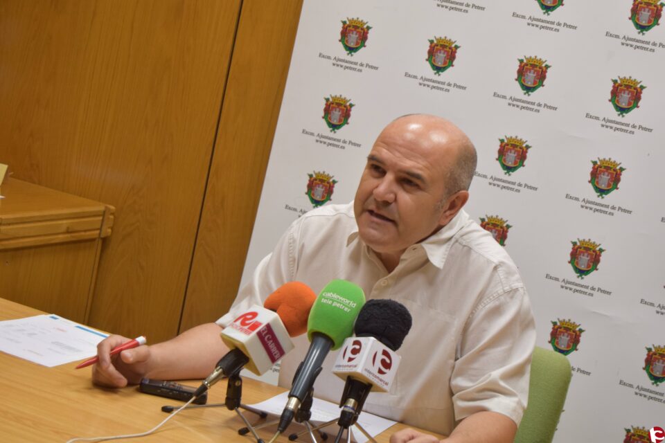 Hacienda consigue sanear las cuentas del Ayuntamiento de Petrer en su primer año de legislatura