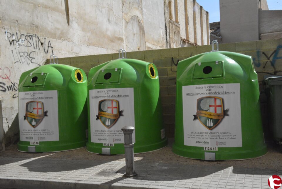 Elda recicla 14.000 kg de vidrio durante las fiestas de Moros y Cristianos 2016