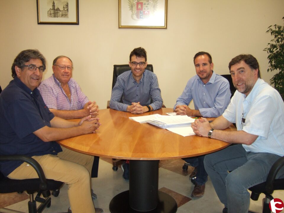 El alcalde se reúne con el nuevo presidente de Mármol de Alicante