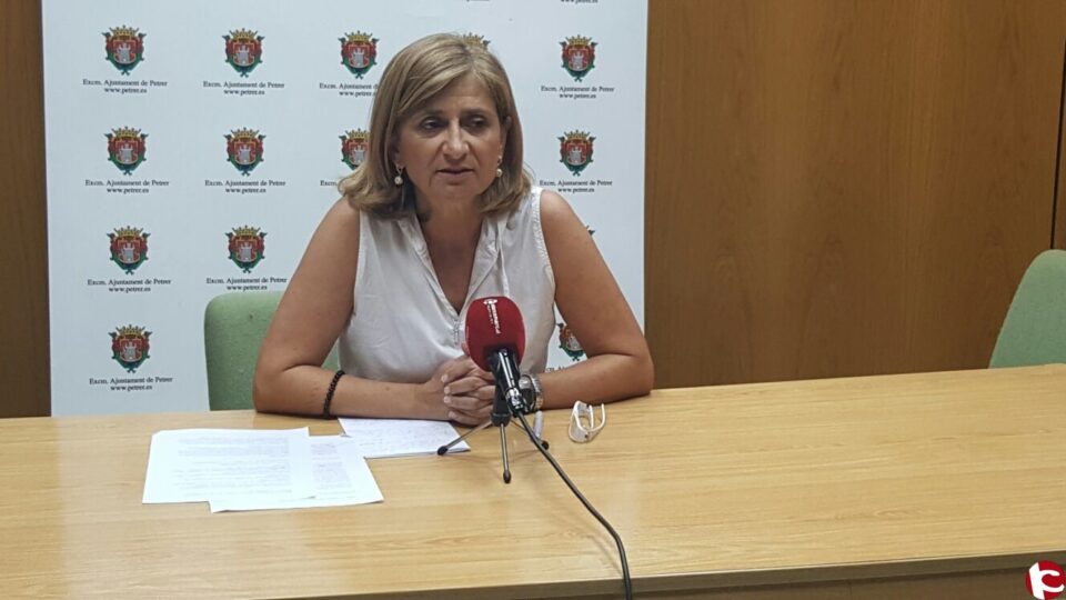 Mª Carmen Chico critica la tardanza en el inicio de las obras del IES Azorín