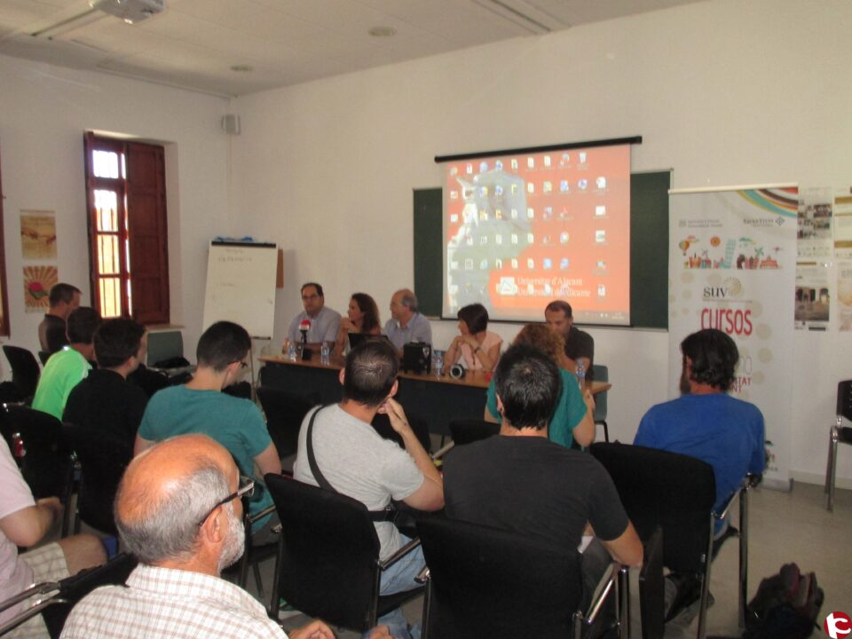 Los cursos de verano de la Universidad de Alicante en su sede de Villena
