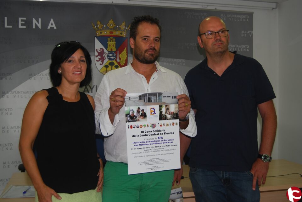 Cena solidaria en el Patio Festero