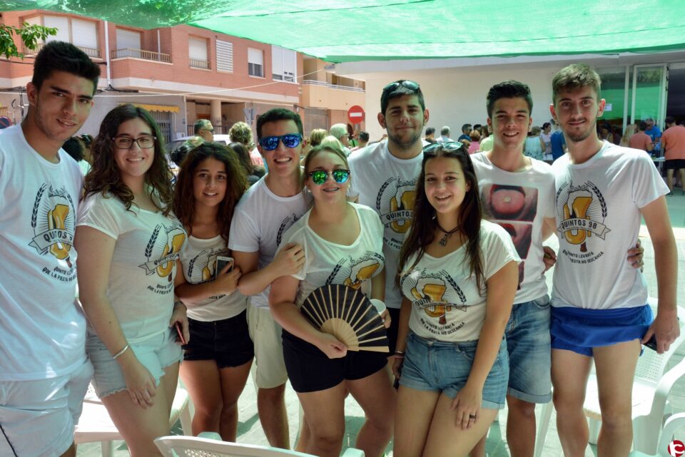 Los quintos protagonizan el segundo día de la Feria y Fiestas de Pinoso