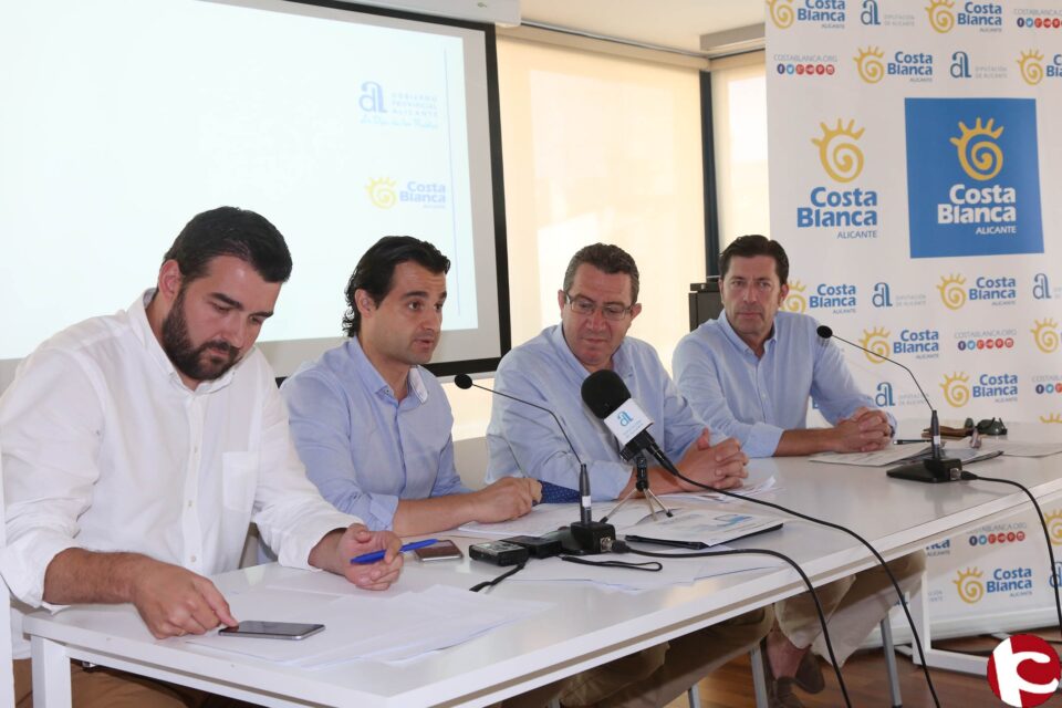 Costa Blanca desarrolla un proyecto piloto para conocer el comportamiento del turista en las playas de la provincia