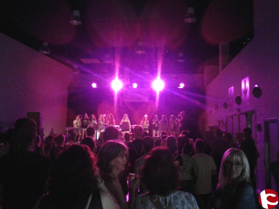 VILLENA SE VUELCA CON EL 1º SEMBRANDO SOLIDARDIDAD FESTIVAL