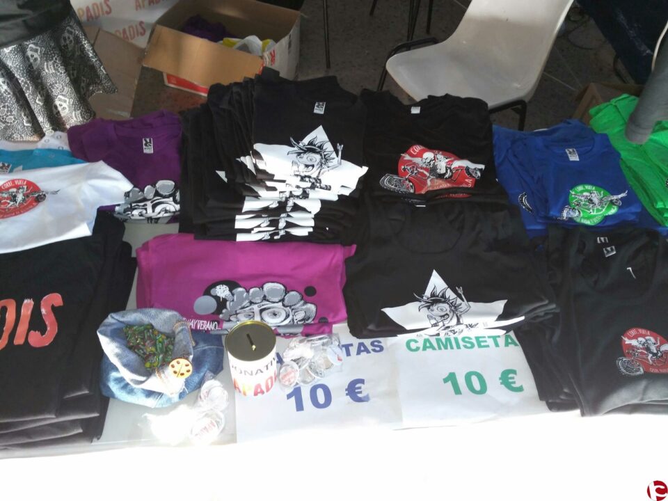 AGRADECIMIENTO DESDE APADIS A LA PRODUCTORA MUSICAL SUFRIENDO Y GOZANDO